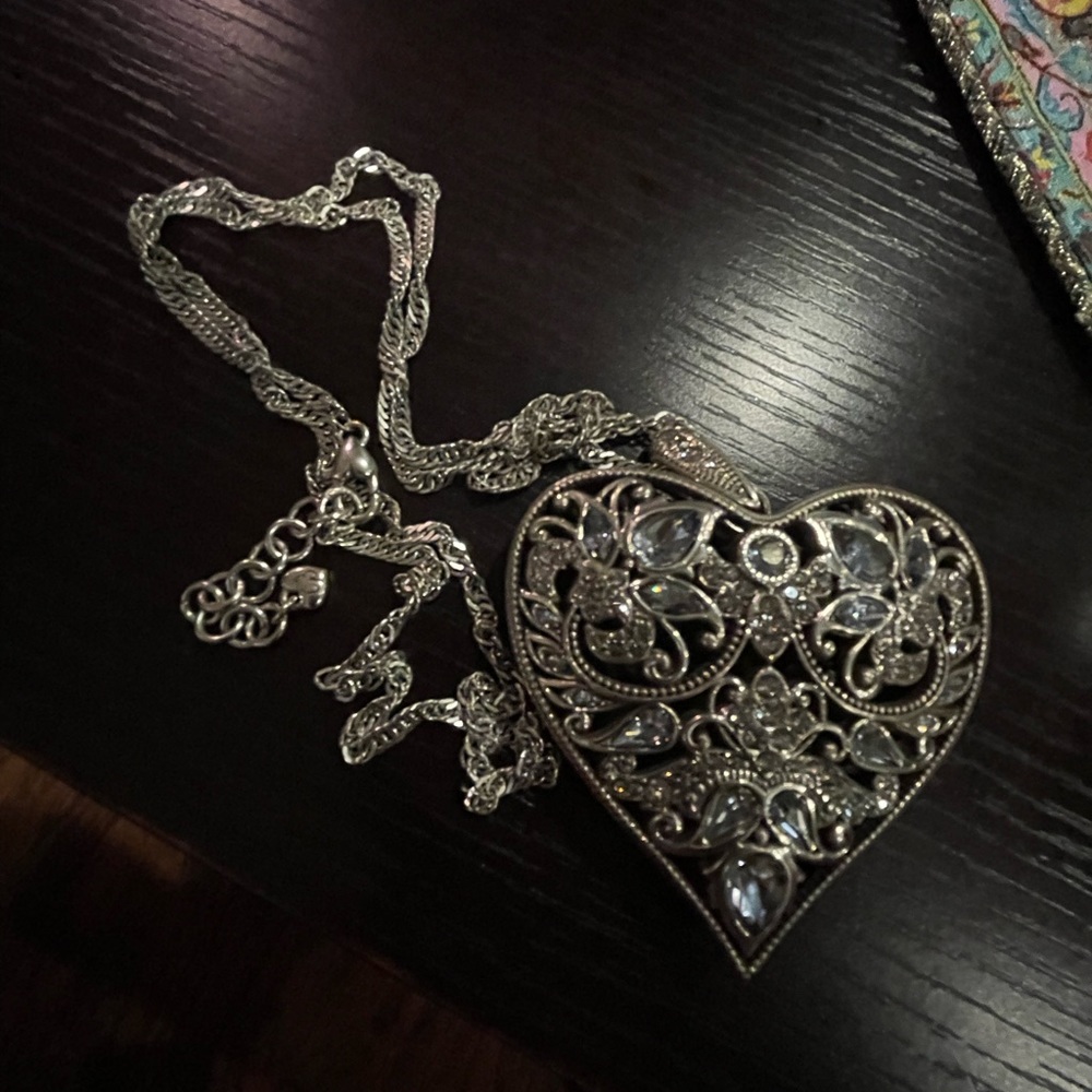 VINTAGE 2000S SILVER DIAMOND OVERSIZED HEART LOCK NECKLACE HIP HOP